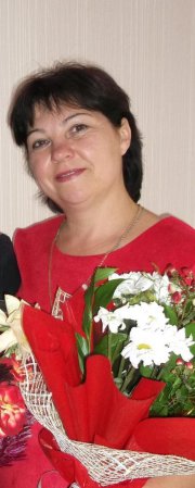 Сащенко Елена Викторовна<br>Учитель 